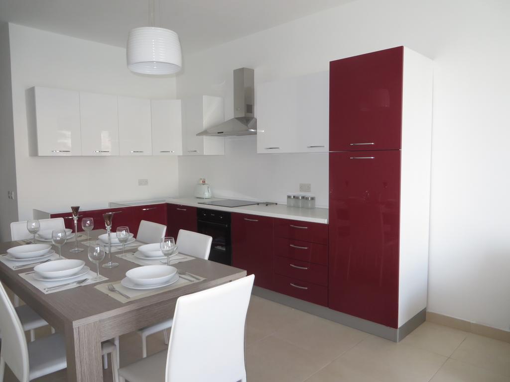 Blue Skies Apartment Марсаскала Екстериор снимка