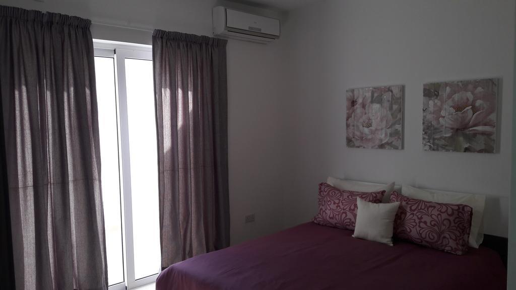 Blue Skies Apartment Марсаскала Екстериор снимка