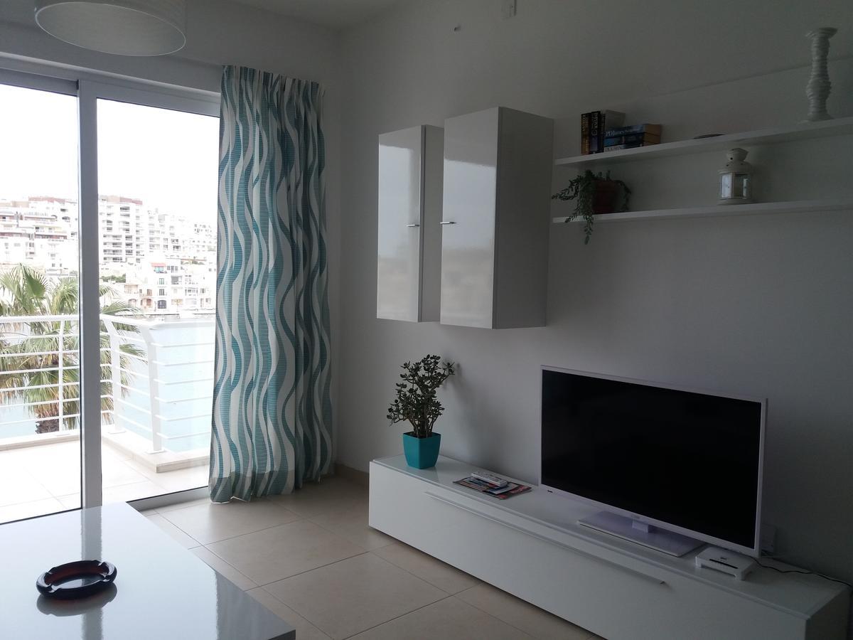 Blue Skies Apartment Марсаскала Екстериор снимка